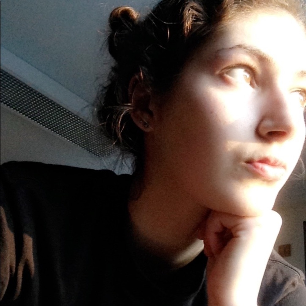 Meet your Posher, Abby